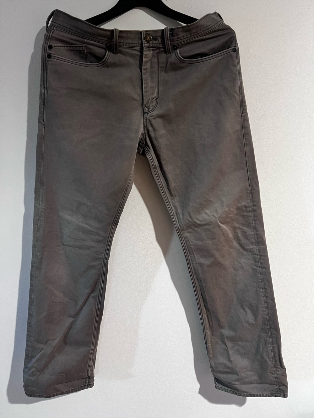 Banana Republic Men's Slim Straight pants in Gray